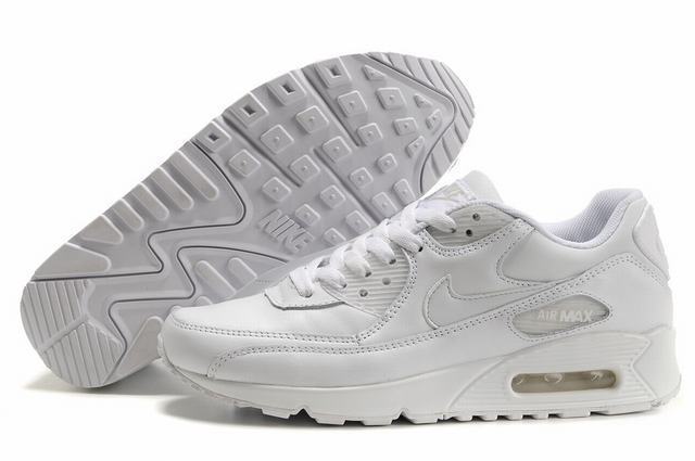 chaussure nike airfille blanche