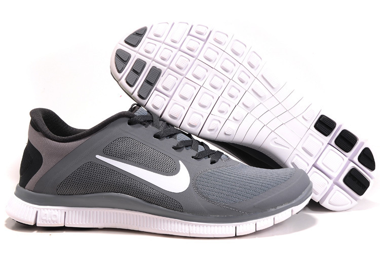 nike athletic shoes